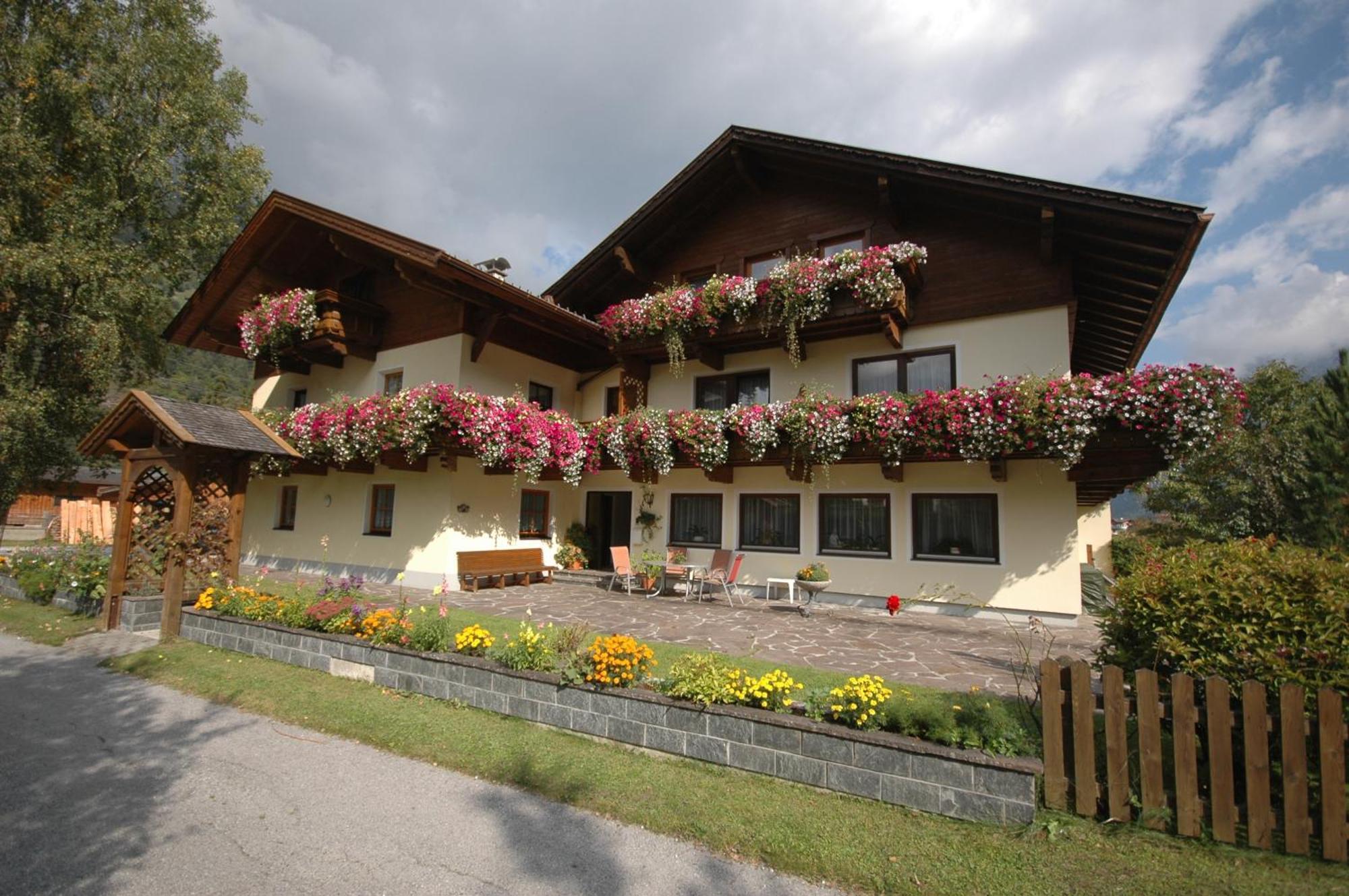 Pension Nigella Neustift im Stubaital Exterior foto